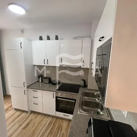 Los Locos 710 Apartment *